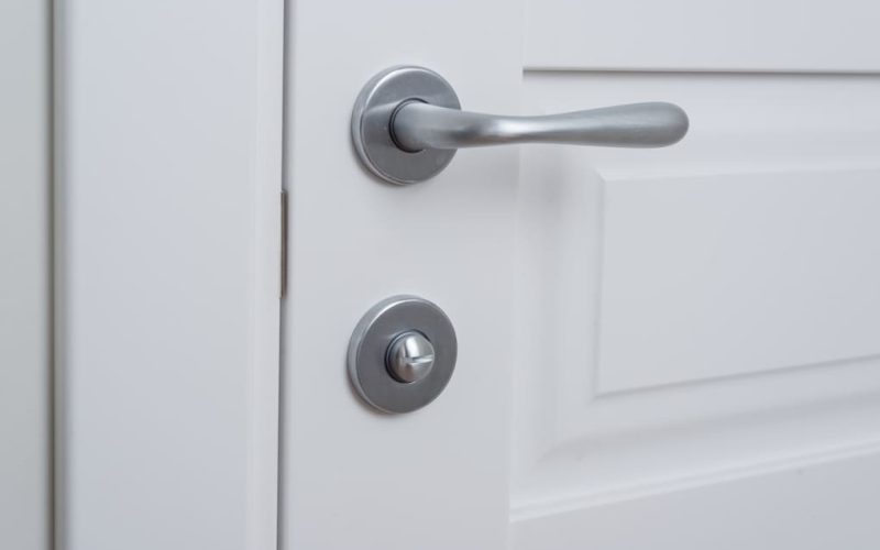 Por qué elegir puertas de metal de HOPSA en Panamá