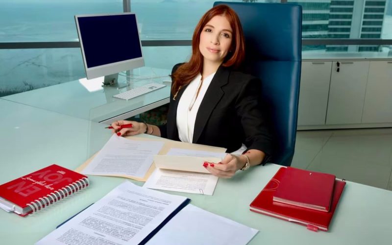 Odila Castillo Bonilla: experta en Derecho Administrativo panameño