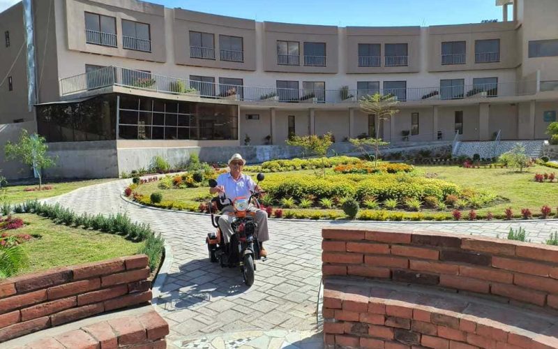 Factores clave para elegir una residencia para adultos mayores desde  México