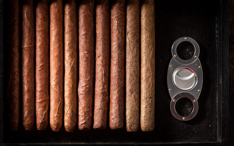 Disfruta Empatía en Panamá: puros Esmeralda y Zafiro