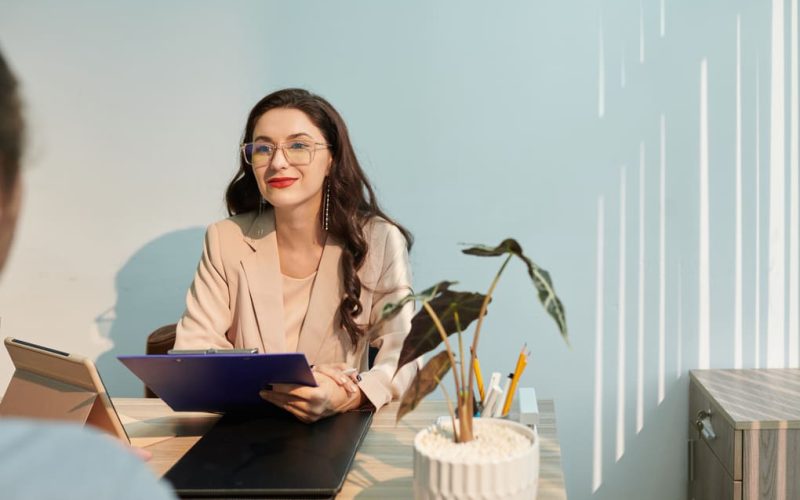 Guía completa sobre los contratos de trabajo en Panamá: todo lo que necesitas saber