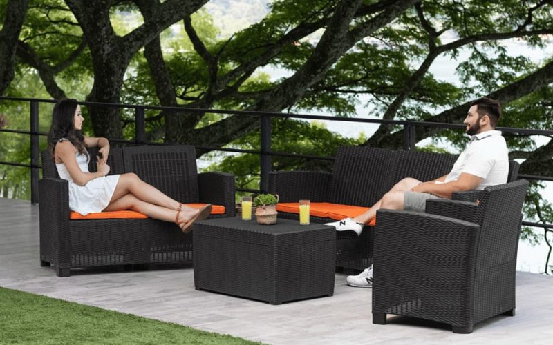 Muebles de plástico resistentes para jardines en Nicaragua