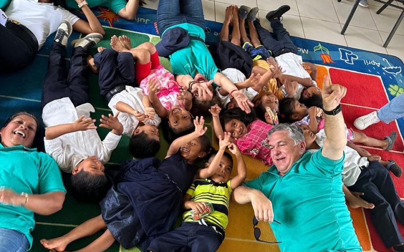 La infancia bajo el enfoque transformador de Francisco Martinelli