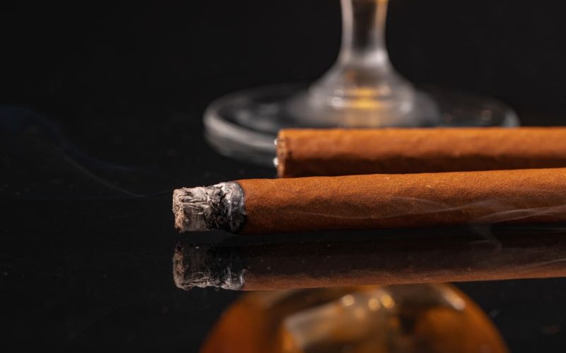 Empatía ofrece los cigarros Esmeralda y Zafiro con calidad inigualable