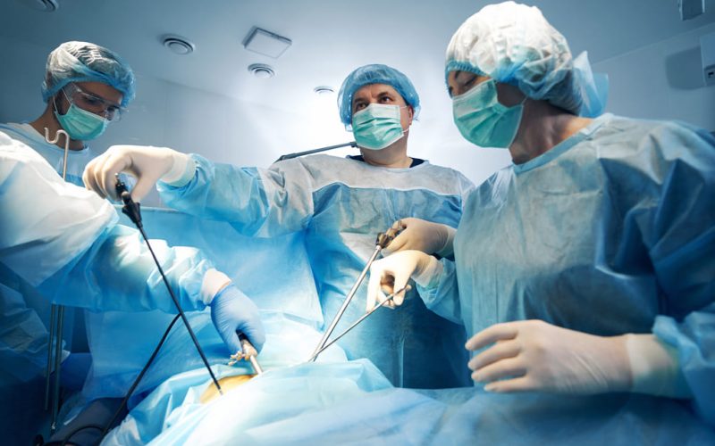 Cómo Aesculap AEOS mejora los resultados quirúrgicos en Panamá