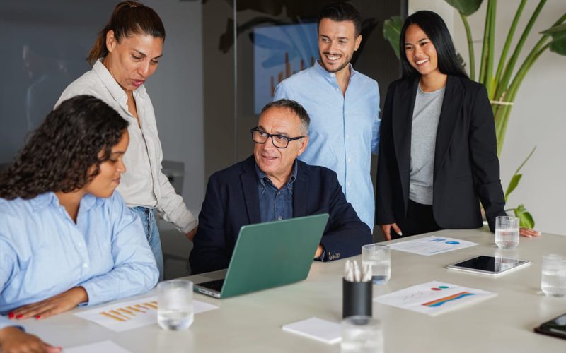 Aumenta el interés empresarial en los beneficios de contratar agencias de reclutamiento